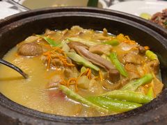 -彩云天云南餐厅