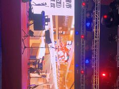 -绿地风尚天地广场