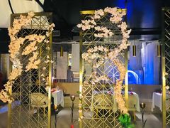 -Bo Lounge & BOA Club