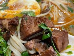 红烧牛腩面-金杨拉面王小吃面馆·牛三宝面·红烧牛肉粉