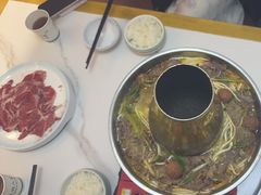 -撒拉人家.酸菜牦牛肉火锅