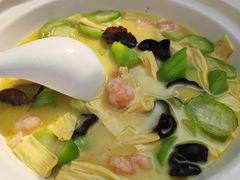 虾滑烩鲜腐竹-唐猫庭院·千年陕菜(大唐不夜城店)
