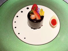 -弦月窗LUNETTE BY AMANDA(复兴路店)