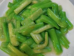 -九花山烤鸭店