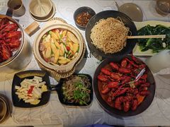 -巴厘龙虾·榜首油焖大虾(音乐学院·沿江酒馆店)
