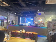 -马路牙子烧烤音乐酒馆(望京店)