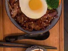 洋葱肥牛饭-Teacher's 咖啡·精酿啤酒
