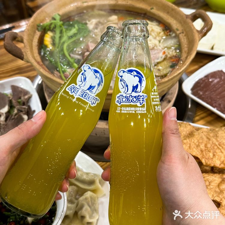 杭州西湖边的烟火气,贴胃的一郭羊肉炉