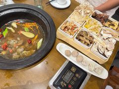-菌乡缘·野生菌蒸汽鱼火锅(江边夜市店)