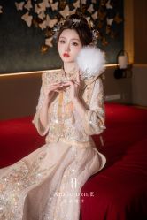 -艾朵婚纱