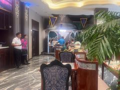 -哈啾嗨·新概念蒙餐(红星新城店)