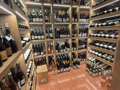 -肆海小川菜酒馆Wine Bistro (青年路店)
