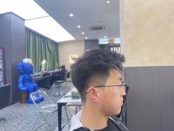 点击看大图 -MOVAN HAIR莫凡匠人发型屋