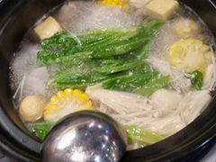 -东椰·海南椰子鸡火锅(朝阳门店)