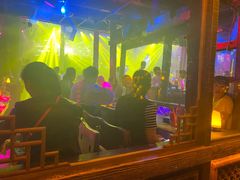 -欧米亚派对酒吧(绵阳店)