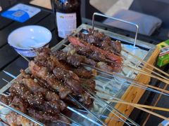 -烤满分·东北烧烤(首经贸店)