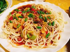 -炕锅羊肉土火锅面片大王