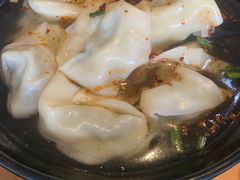 -真真鲜馄饨店(启蒙路店)