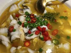 -川流不息·地道川菜·小龙虾(新松江路店)