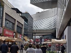 -宝龙城(杭州滨江店)