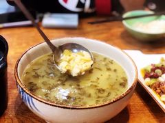 酸菜豆瓣汤-盐与味葱葱鲫鱼•自贡菜江湖菜(春熙店)