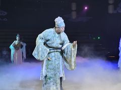 -瑞虹新天地月亮湾
