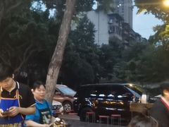 -肖肖酸萝卜鱼火锅(总店)