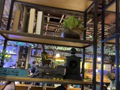 -领鲜活海鲜榴莲自助火锅(东门店)