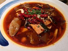 特色毛血旺-渝信川菜(西单店)