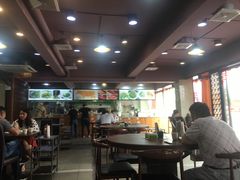 大堂-牛肉彪·19年专注·潮汕牛肉火锅(祈福店)