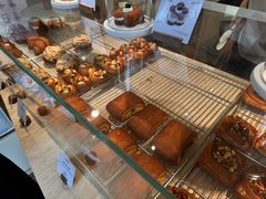-VERIE BAKEHOUSE