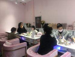 -瑞妍美甲美睫美容馆