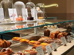 -VERIE BAKEHOUSE