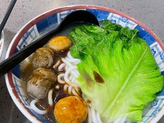 肉丸拼肠仔濑粉-三鄉濑粉·铭珠粥粉