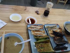 -众品老方子锅贴甜沫(李村店)