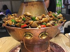 干锅牛蛙-川乐小镇·炭火蛙锅肥肠鸡(苏州中心店)
