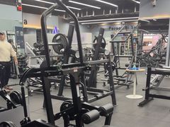-VLines耀能运动24小时·月付制健身(京广桥店)