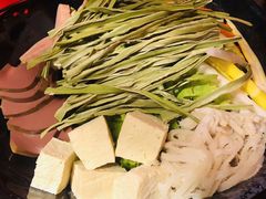 -谭鸭血老火锅(漳州路店)