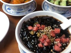 -炉小二铜锅牛蛙•川湘菜(三里屯店)
