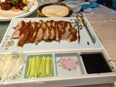 -海派美食·家宴海鲜青岛菜·石锅鲽鱼头(东方城店)