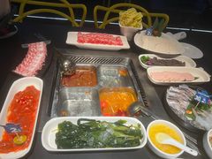 -海底捞火锅智慧餐厅(中骏世界城店)