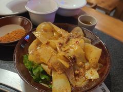 -阿山卓·野生菌火锅·纳西火塘烤肉