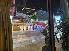 -临界音乐酒馆·小龙虾·江湖菜(华熙LIVE·鱼洞店)