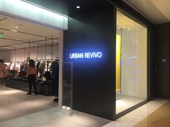 -URBAN REVIVO(欢乐海岸购物中心店)