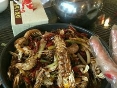 -去吃小龙虾·江湖菜·烧烤(南滨路店)