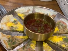 海鲜葱饼-·缸桶屋·韩式牛肋条自助烤肉(西湖D11店)