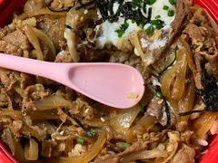 洋葱牛肉饭-初居食屋日式料理(万象城购物中心店)