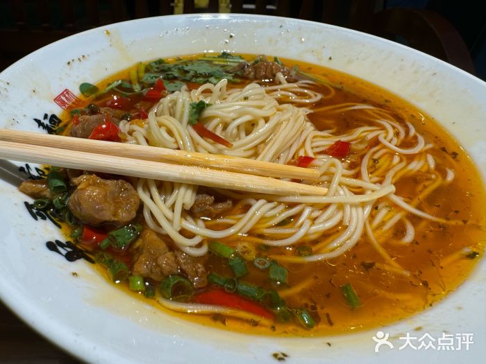 兵哥豌豆面(雅颂居店)图片