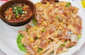 Qingyuan Chicken Soup with Mushrooms Hot Pot