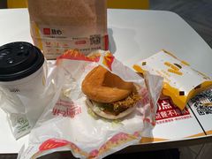 -麦当劳(西站店)